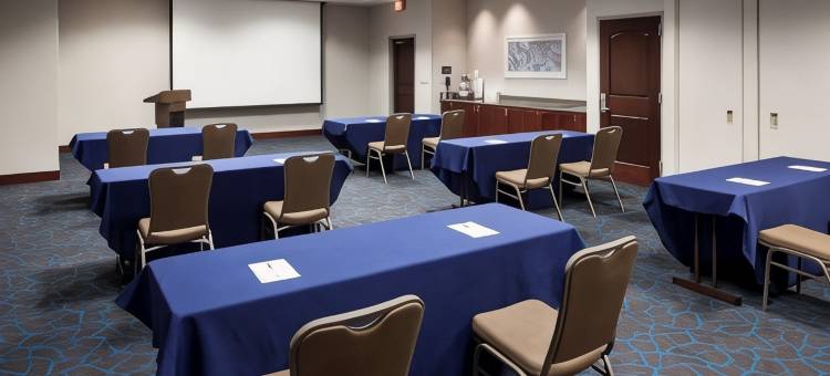 希尔顿欢朋套房酒店-俄克拉何马市布里克顿(Hampton Inn & Suites Oklahoma City-Bricktown)图片