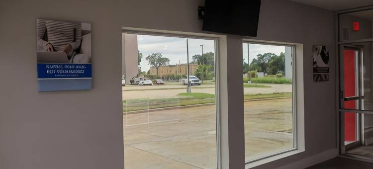 路易斯安那爱伦港 - 巴顿鲁治 I-10 公路 6 号开放式客房酒店(Studio 6 Port Allen, la - Baton Rouge I-10)图片