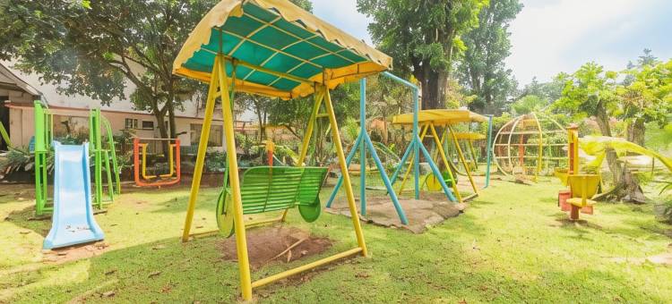 乌尔班维尤博托尔度假村-芝萨鲁亚蓬查克茂物(Urbanview Resort Botol Cisarua Puncak Bogor)图片