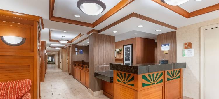 肯德尔贝斯特韦斯特优质套房酒店(Best Western Plus Kendall Hotel  Suites)图片