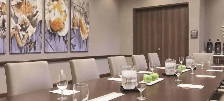 希尔顿安泊酒店-波特兰/希尔斯伯勒(Embassy Suites by Hilton Portland Hillsboro, Oregon)图片