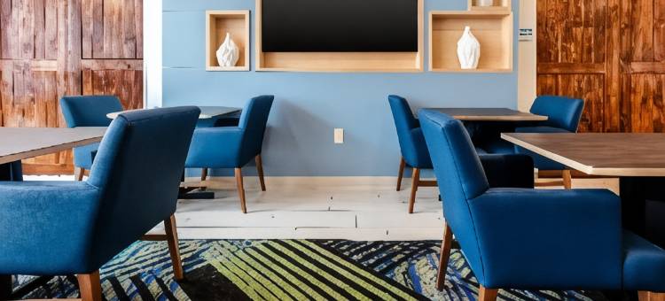 卡尔霍恩南部智选假日酒店(Holiday Inn Express Calhoun South)图片