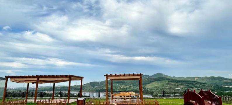 温故里民宿(湖滨路分店)图片