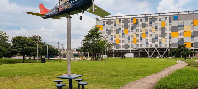 宜必思快捷瓜鲁柳斯机场酒店(Ibis Budget Guarulhos Aeroporto)图片