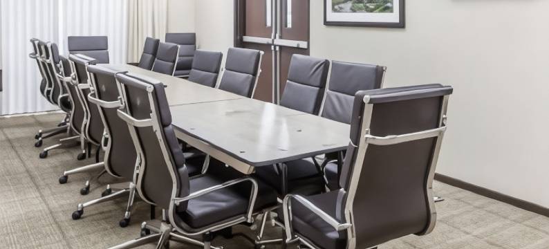 西奥马哈舒适套房酒店(Comfort Suites West Omaha)图片