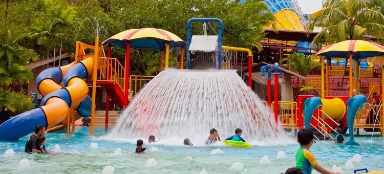 Lot 925 - A’Famosa Resort covered Pool Pickleball BBQ图片