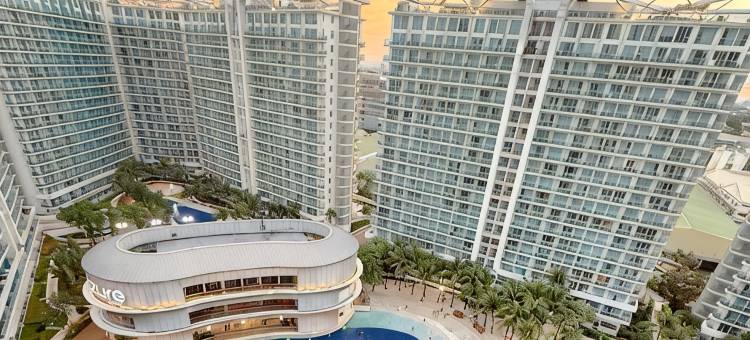 Luxury 2BR Deluxe Azure Resort Beachview Suite with Bathtub & Smart toilet图片