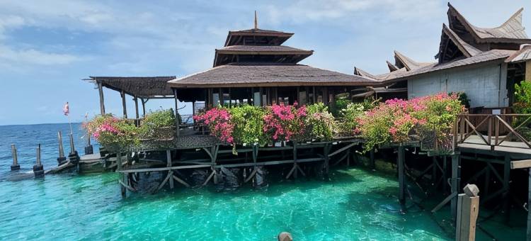 马步岛水上屋度假村(Mabul Water Bungalows)图片