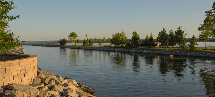 Holiday Inn 奥本指湖区(Holiday Inn AUBURN-FINGER LAKES REGION by IHG)图片