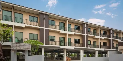 羅勇府廣場酒店