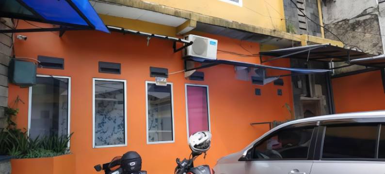 Pemda 22 Mansion Mitra RedDoorz图片