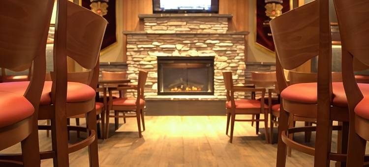 温尼伯西温德姆豪生酒店(Howard Johnson by Wyndham Winnipeg West)图片