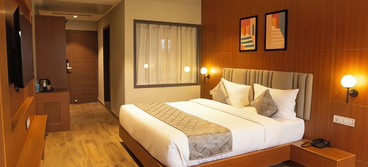 西端酒店 - 乌代布尔(Hotel Westend)图片