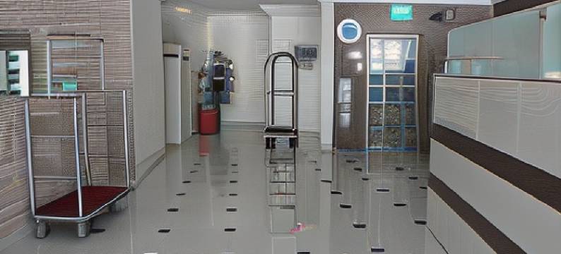 滨海皇家套房酒店(Marina Royal Hotel Suites)图片