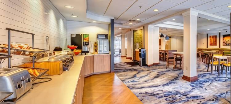 萨拉索塔雷克伍德兰奇万枫酒店(Fairfield Inn & Suites Sarasota Lakewood Ranch)图片