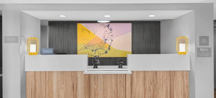 贝克斯菲尔德中心希尔顿 Spark 酒店(Spark by Hilton Bakersfield Central)图片