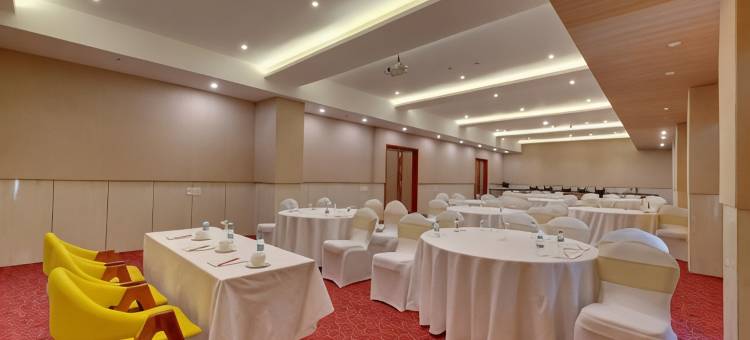 维欧拉比康罗讷瓦拉度假村(Viola Beacon Resort, Lonavala)图片