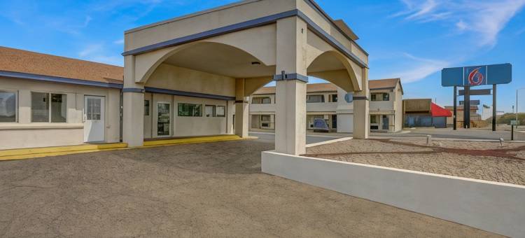 新墨西哥克罗维斯 6 号汽车旅馆(Motel 6 Clovis, NM)图片