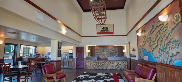 红木河滨步道酒店(The Redwood Riverwalk, a Boutique Hotel)图片