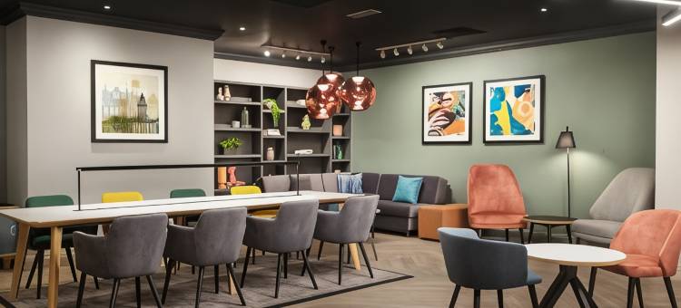 利兹韦克菲尔德M1 Jct40假日酒店(Holiday Inn LEEDS - WAKEFIELD M1, JCT.40 by IHG)图片