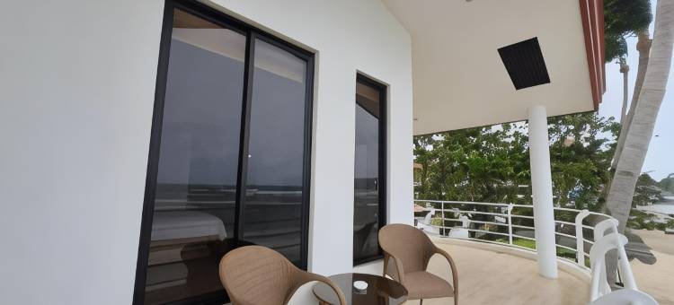 珊瑚海滩俱乐部酒店(The Coral Beach Club)图片