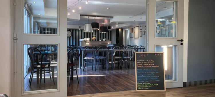 法国巴耶布里特酒店(Brit Hotel Baillet-en-France)图片