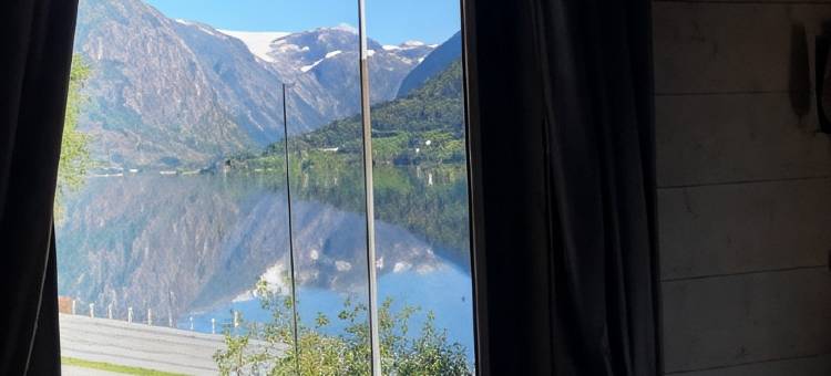 约尔斯特湖景(Jølster Lake View)图片