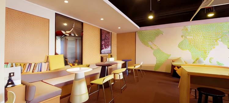 IU酒店(湛江海滨公园观海长廊店)图片