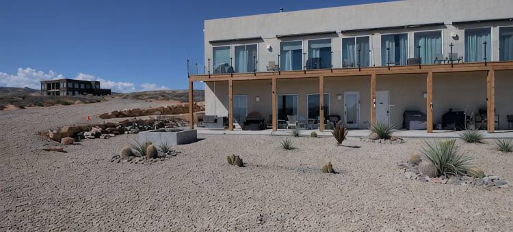 日出鲍威尔湖和羚羊峡谷-火盆、观星和观景别墅(Lake Powell Sunrise Villa by Antelope Canyon - Firepit, Stargazing & Scenic View)图片