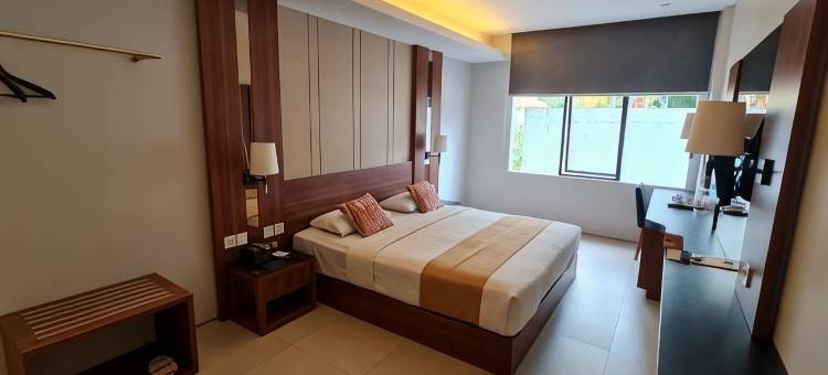 塞墨郎酒店(Hotel Cemerlang)图片