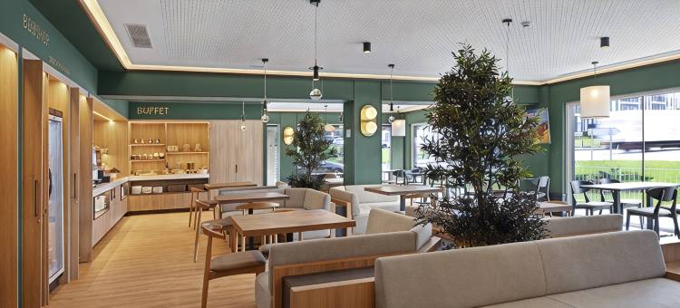 民宿酒店圣地亚哥米拉多伊罗(B&B HOTEL Santiago Milladoiro)图片