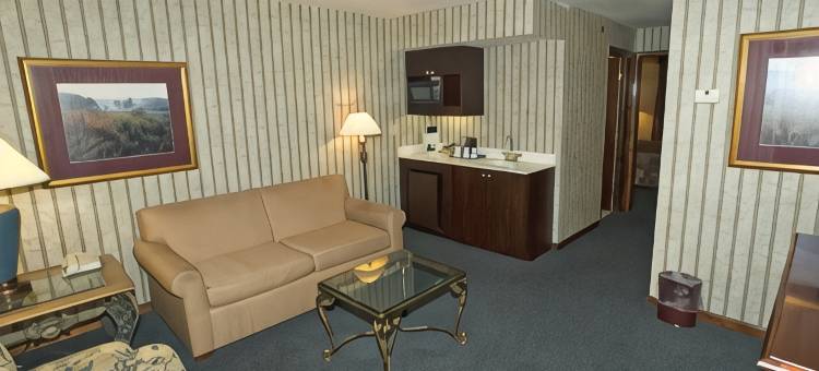 辛辛那提 I-275 凯艺套房酒店(Quality Inn & Suites Cincinnati I-275)图片