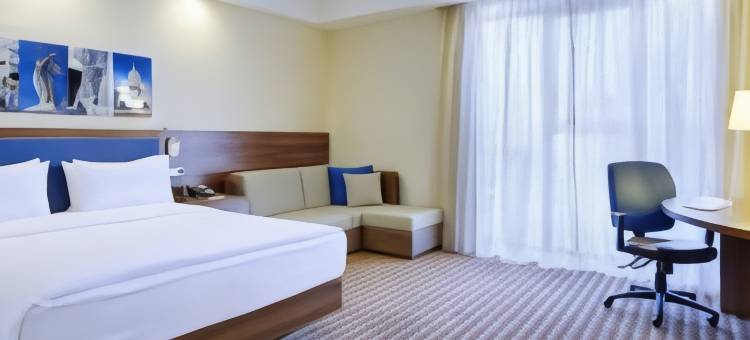 伏尔加格勒工会希尔顿欢朋酒店(Hampton by Hilton Volgograd Profsoyuznaya Hotel)图片
