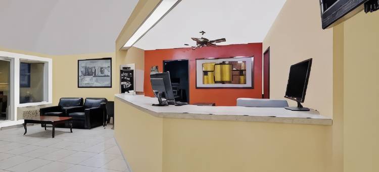 密苏里州岩石港速8酒店(Super 8 by Wyndham Rock Port MO)图片