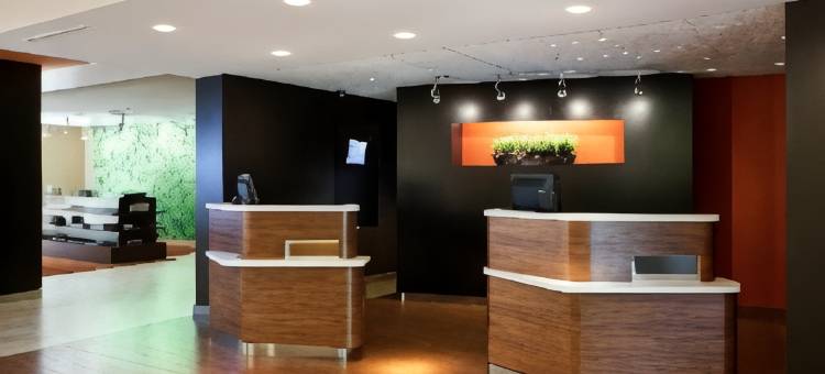 纳透马斯萨克拉门托机场万怡酒店(Courtyard Sacramento Airport Natomas)图片