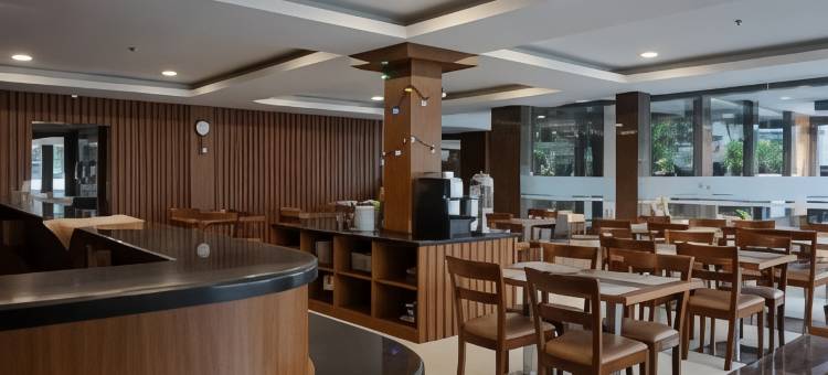 法沃尔霍特尔北干巴鲁市中心(Favor Hotel Pekanbaru City Center)图片