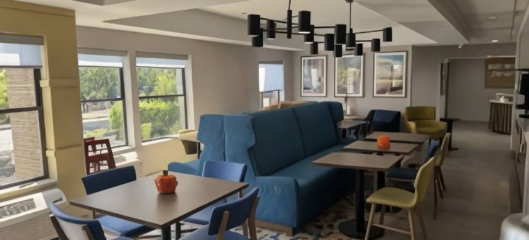 曼斯菲尔德/安大略希尔顿欢朋酒店(Hampton Inn Mansfield/Ontario)图片