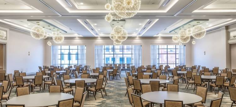 Homewood Suites by Hilton托莱多市中心(Homewood Suites by Hilton Toledo Downtown)图片