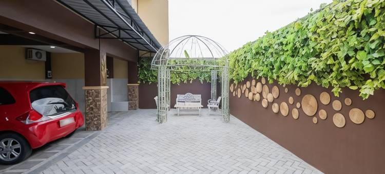 RedDoorz Syariah Near Rsud Dr Iskak Tulungagung图片