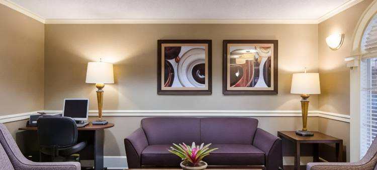 小石城西凯艺套房酒店(Quality Inn & Suites Little Rock West)图片