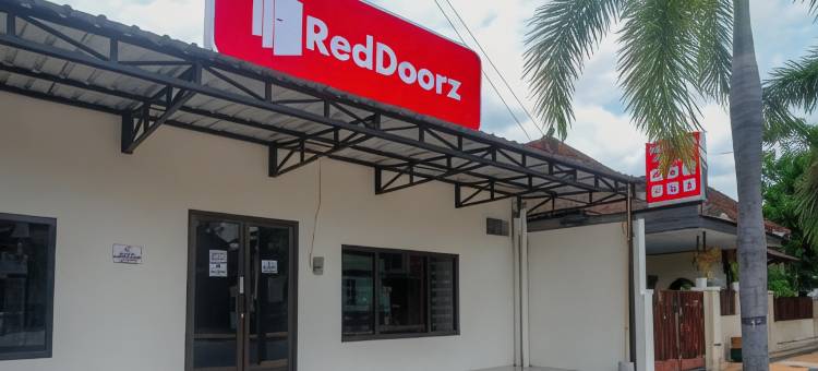 RedDoorz Syariah Near RS Soeradji Pemuda Klaten图片