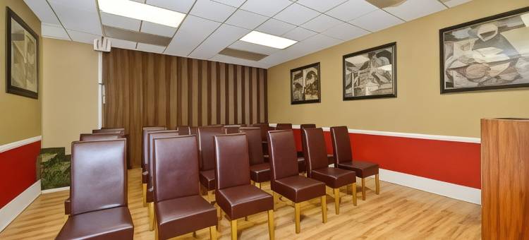 克利夫顿豪生酒店(Howard Johnson by Wyndham Clifton NJ)图片