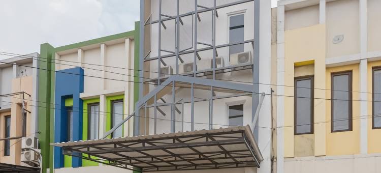 红门 – 皇家公园丹格朗(RedDoorz @ Taman Royal Tangerang)图片