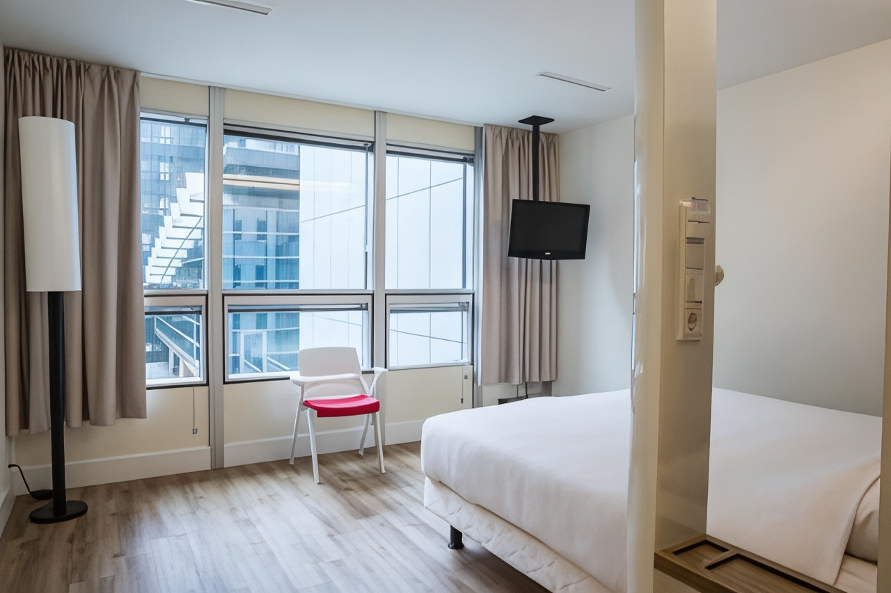 Qbic Amsterdam WTCOver view