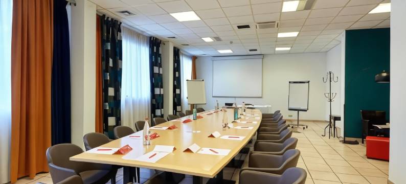 宜必思阿讷马斯酒店(Ibis Annemasse)图片