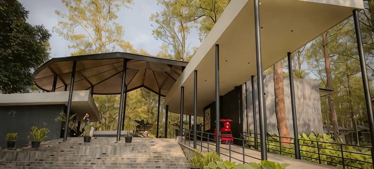 卡纳纳隐居处科班隆多(Kanana Retreat Coban Rondo)图片