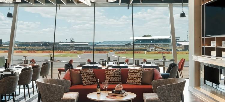 Silverstone逃脱(Escapade Silverstone)图片