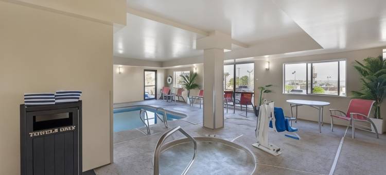 四角贝斯特韦斯特优质酒店(Best Western Plus the Four Corners Inn)图片