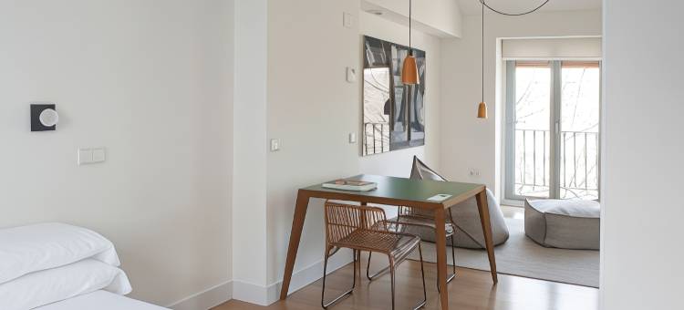 60 阳台艺术(60 Balconies Art)图片