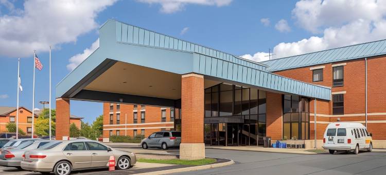 克里夫兰机场舒适酒店(Comfort Inn Cleveland Airport)图片
